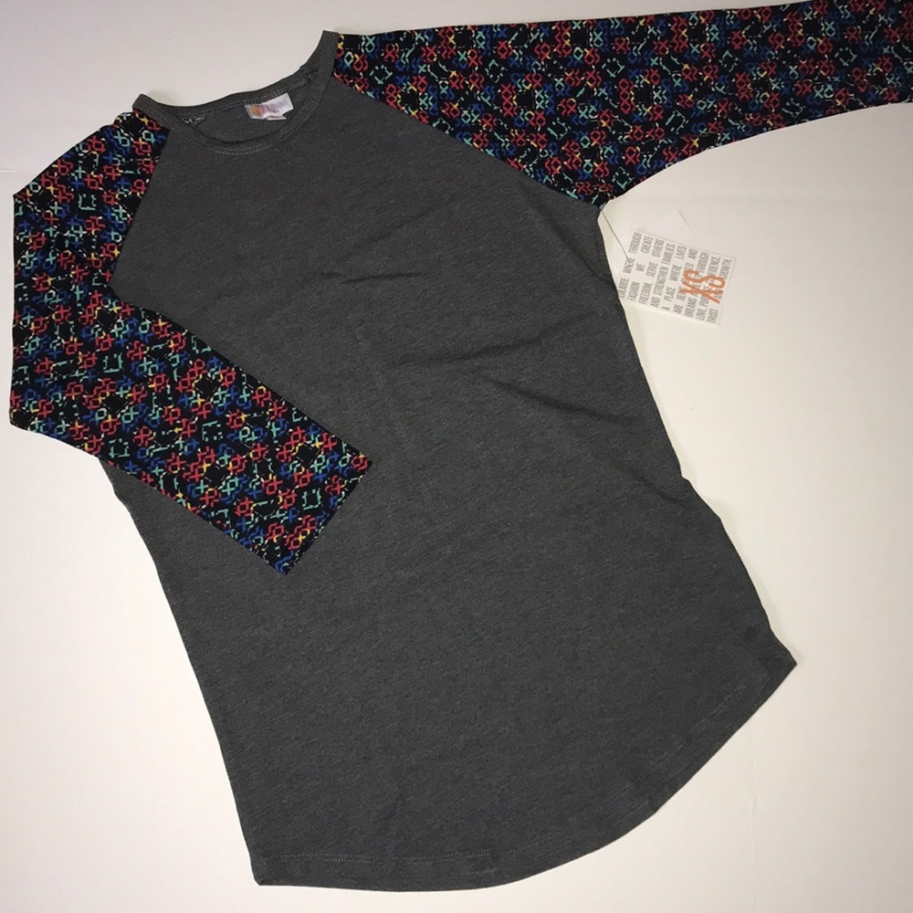 BNWT LuLaRoe Randy tee size XS